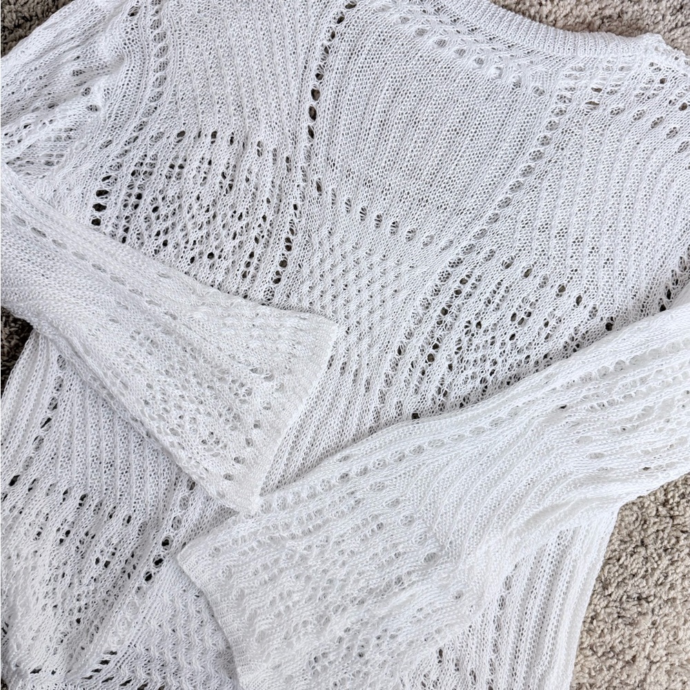 Elegant White Knit Sweater